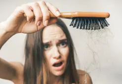 Matu izkrišanas cēloņi. Kā palielināt matu apjomu un nepieļaut matu izkrišanu?